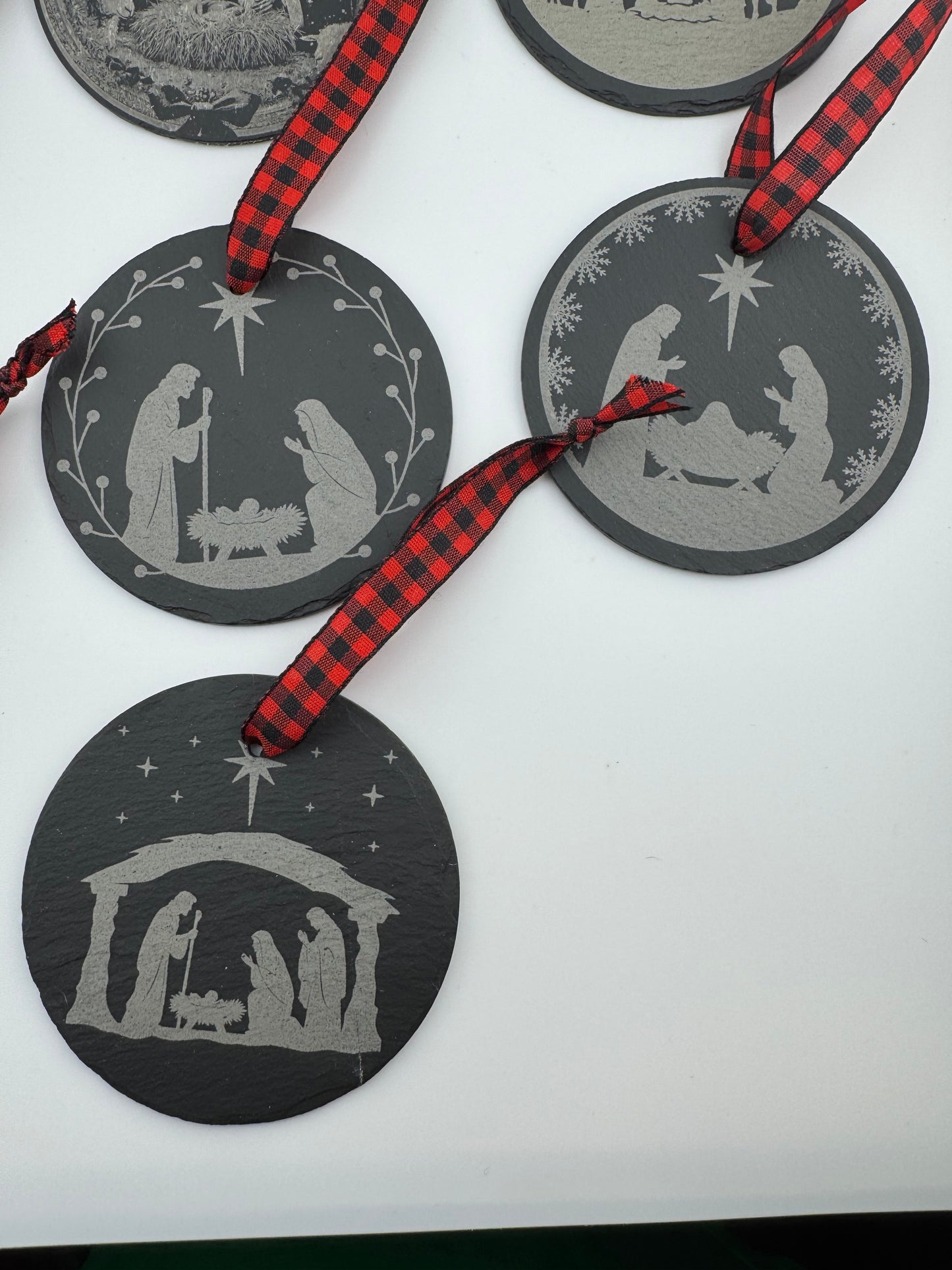Ornament -- Laser -- Slate -- Nativity Scenes